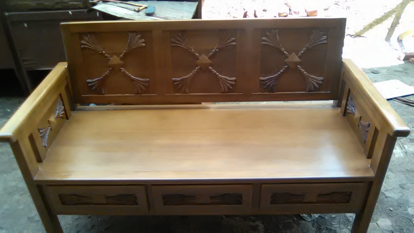 Kursi Dipan | Teknik Furnitur | SMKN 52 Jakarta