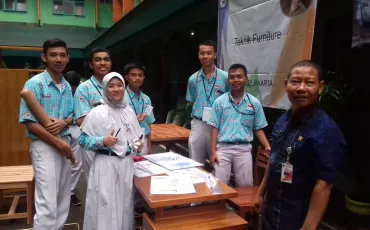 Photo Pameran Hasil Karya Peserta Didik SMKN 52 Tahun 2018 5 img_20171221_wa0028