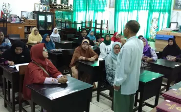 Penyampaian Raport Kenaikan Kelas Th 20172018