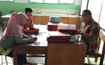 Foto Kegiatan Penyampaian Raport Kenaikan Kelas Th. 2017/2018 3 img_20180629_072742