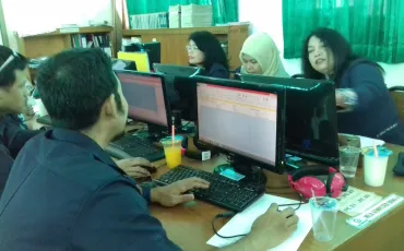 Photo Pengembangan SDM dan ICT Guru SMKN 52 15 img_20180828_wa0052