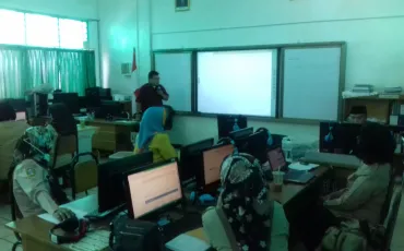 Photo Pengembangan SDM dan ICT Guru SMKN 52 38 img_20180829_wa0042