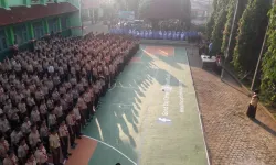 Peringatan Hari Pendidikan Nasional SMK Negeri 52 Jakarta