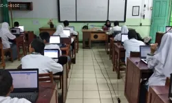 Ulangan Kenaikan Kelas UKK SMK Negeri 52 Jakarta
