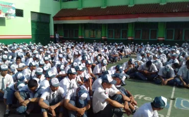 Photo SMKN 52 Jakarta Peduli Bencana Palu 9 whatsapp_image_2018_10_08_at_07_30_26