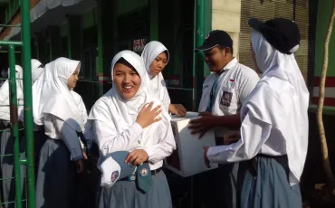 Photo SMKN 52 Jakarta Peduli Bencana Palu 11 whatsapp_image_2018_10_08_at_07_34_46