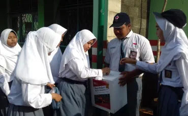 Photo SMKN 52 Jakarta Peduli Bencana Palu 16 whatsapp_image_2018_10_08_at_07_36_46