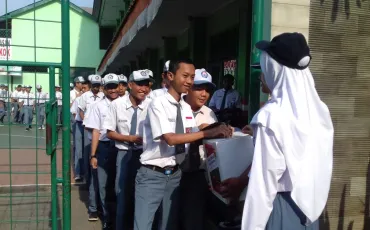 Photo SMKN 52 Jakarta Peduli Bencana Palu 23 whatsapp_image_2018_10_08_at_07_40_40