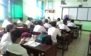 Photo Kegiatan Pendalaman Materi UN Kelas XII Tahun 2018 10 whatsapp_image_2018_10_15_at_15_56_30