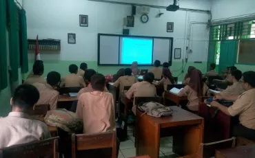 Photo Kegiatan Pendalaman Materi UN Kelas XII Tahun 2018 23 whatsapp_image_2018_10_17_at_16_05_15