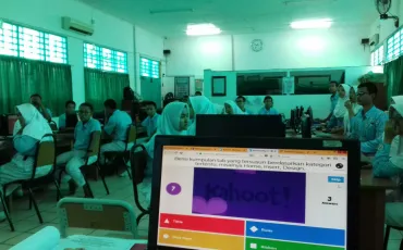 Photo Warna-warni SMKN 52 Tahun 2018_2 19 whatsapp_image_2018_10_18_at_09_37_51