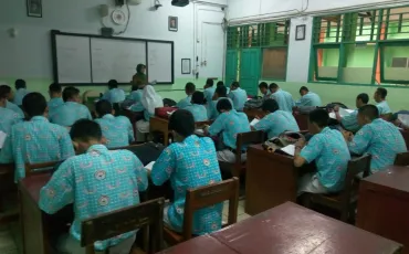 Photo Kegiatan Pendalaman Materi UN Kelas XII Tahun 2018 35 whatsapp_image_2018_10_18_at_15_38_59