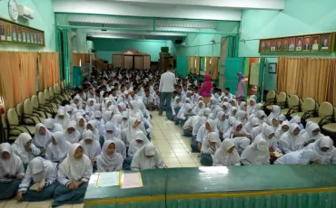 Photo Kegiatan Literasi dan Awal KBM Tahun 2018 44 whatsapp_image_2018_10_19_at_07_22_33