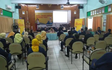 Photo Berbagai Kegiatan Rapat SMK Negeri 52 14 whatsapp_image_2018_10_22_at_09_17_37