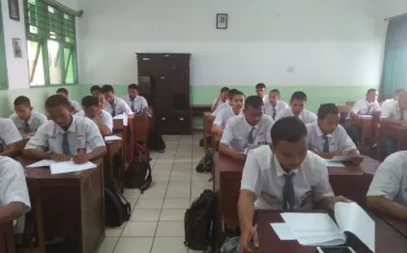 Photo Kegiatan Pendalaman Materi UN Kelas XII Tahun 2018 48 whatsapp_image_2018_10_29_at_16_07_41