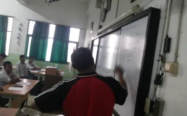 Photo Kegiatan Pendalaman Materi UN Kelas XII Tahun 2018 52 whatsapp_image_2018_11_02_at_06_01_32