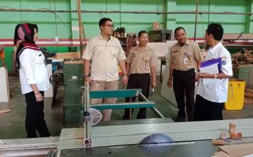 Foto Kegiatan Verifikasi Alat UKK Tahun 2018/2019 8 whatsapp_image_2019_02_06_at_11_25_59