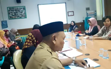 Photo Rapat Pembentukan Komite SMKN 52 3 whatsapp_image_2019_02_12_at_09_30_22