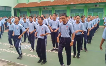 Photo Kegiatan Jumat Sehat SMK Negeri 52 Jakarta 2019 15 whatsapp_image_2019_02_15_at_06_53_29