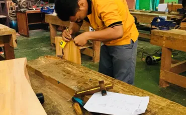 Photo LKS Teknik Furnitur dan Pemesinan Tingkat DKI Th. 2019 48 whatsapp_image_2019_02_28_at_16_19_44