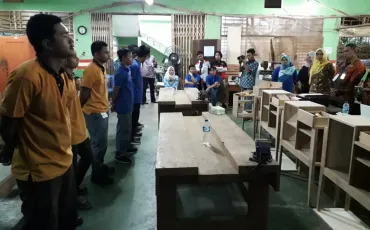 Photo LKS Teknik Furnitur dan Pemesinan Tingkat DKI Th. 2019 56 whatsapp_image_2019_02_28_at_17_39_45