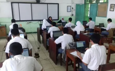 Photo USBN SMKN 52 Jakarta Th. 2019 20 whatsapp_image_2019_03_04_at_11_24_33