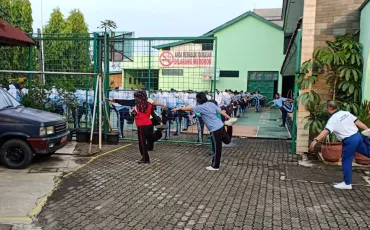 Kegiatan Jumat Sehat SMK Negeri 52 Jakarta 2019