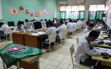 Photo Uji Sertifikasi LSP P1 Teknik Gbr. Bangunan Th. 2019 27 whatsapp_image_2019_04_05_at_09_01_15