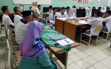 Photo Uji Sertifikasi LSP P1 Teknik Gbr. Bangunan Th. 2019 31 whatsapp_image_2019_04_05_at_09_11_38