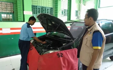 Foto Kegiatan Uji Sertifikasi LSP P1 Tek. Kend. Ringan Th. 2019 3 whatsapp_image_2019_04_16_at_14_42_263
