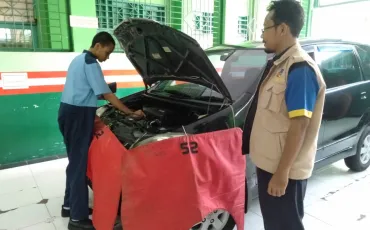 Foto Kegiatan Uji Sertifikasi LSP P1 Tek. Kend. Ringan Th. 2019 2 whatsapp_image_2019_04_16_at_14_42_264