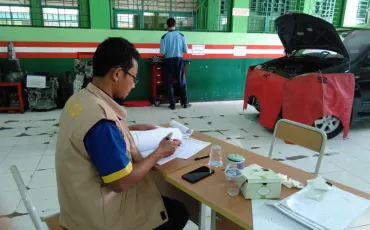 Foto Kegiatan Uji Sertifikasi LSP P1 Tek. Kend. Ringan Th. 2019 11 whatsapp_image_2019_04_16_at_14_45_174