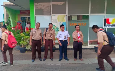 Foto Kegiatan Berwarnanya SMKN 52_Th. 2019_1 19 whatsapp_image_2019_09_18_at_06_09_23