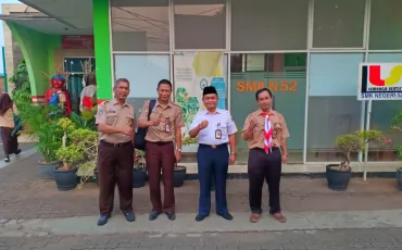Foto Kegiatan Berwarnanya SMKN 52_Th. 2019_1 18 whatsapp_image_2019_09_18_at_06_09_231