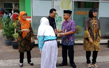 Foto Kegiatan Berwarnanya SMKN 52_Th. 2019_1 23 whatsapp_image_2019_09_19_at_06_12_01