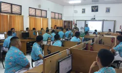 Kegiatan KBM DasarDasar Kejuruan di Teknik Pemesinan