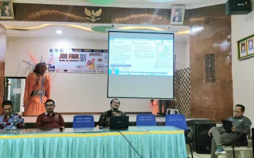 Foto Kegiatan Kegiatan Upskiling dan Re Skiling 48 ~blog/2024/10/18/whatsapp_image_2024_10_18_at_13_40_36
