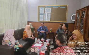 Foto Kegiatan Pendampingan Implementasi Pembelajaran (PIP) SMKN 52 Jakarta 5 ~blog/2024/10/2/whatsapp_image_2024_10_02_at_10_09_44_2