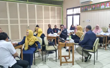 Foto Kegiatan Workshop Penyusunan Program Literasi dan Numerasi 25 ~blog/2024/10/21/whatsapp_image_2024_10_21_at_11_03_09