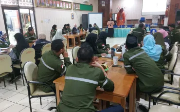 Foto Kegiatan WorkshopPembelajaran Guru di Sekolah 21 ~blog/2024/11/21/workshop_pembelajaran_guru_di_sekolah_4