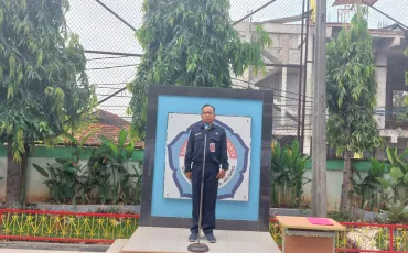 Foto Kegiatan Sertijab Pengurus OSIS Periode 2023/20224 kepada  Pengurus OSIS Terpilih Periode 2024/20225 6 ~blog/2024/11/4/whatsapp_image_2024_11_04_at_06_39_51__copy