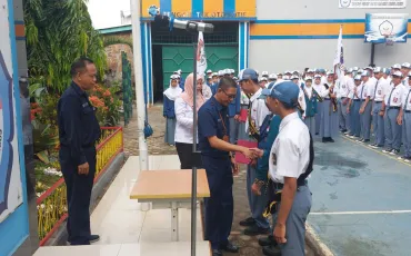 Foto Kegiatan Sertijab Pengurus OSIS Periode 2023/20224 kepada  Pengurus OSIS Terpilih Periode 2024/20225 15 ~blog/2024/11/4/whatsapp_image_2024_11_04_at_07_01_56_1__copy