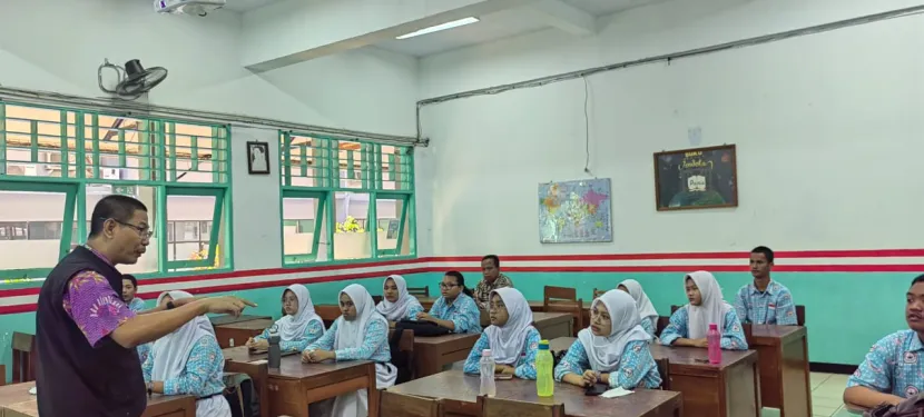 SUPERVISI AKADEMIK
