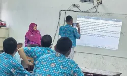 SUPERVISI KELAS