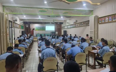 Foto Kegiatan Pelaksanaan USK TKR (pengisian Form APL 01 kons. Keah. TKR)  8 ~blog/2025/2/19/whatsapp_image_2025_02_19_at_14_09_08