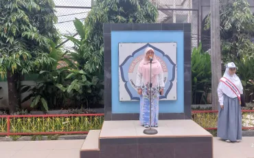 Foto Kegiatan Kegiatan Upacara Peringatan Hari Kartini di SMKN 52 Jakarta 11 ~blog/2025/4/21/whatsapp_image_2025_04_21_at_06_52_26
