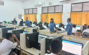 Foto Kegiatan Pelaksanaan Asesesmen Akhir Tahun Berbasis Komputer (AATBK) 40 ~blog/2025/6/11/whatsapp_image_2025_06_02_at_11_50_38