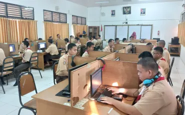 Foto Kegiatan Pelaksanaan Asesesmen Akhir Tahun Berbasis Komputer (AATBK) 33 ~blog/2025/6/11/whatsapp_image_2025_06_04_at_07_11_06