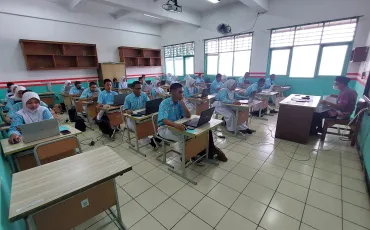 Foto Kegiatan Pelaksanaan Asesesmen Akhir Tahun Berbasis Komputer (AATBK) 16 ~blog/2025/6/11/whatsapp_image_2025_06_05_at_07_45_25