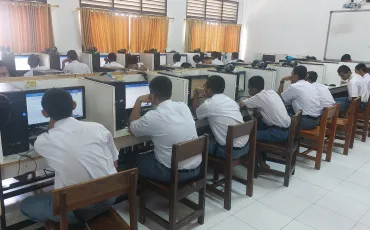 Foto Kegiatan Pelaksanaan Asesesmen Akhir Tahun Berbasis Komputer (AATBK) 1 ~blog/2025/6/11/whatsapp_image_2025_06_10_at_13_24_06